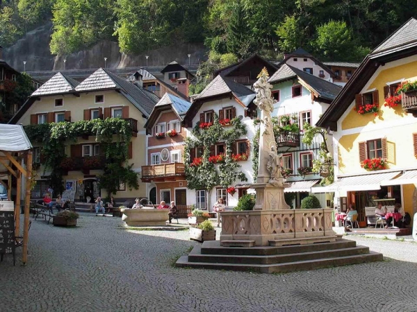 15 самых красивых деревень Европы 15 самых красивых деревень Европы