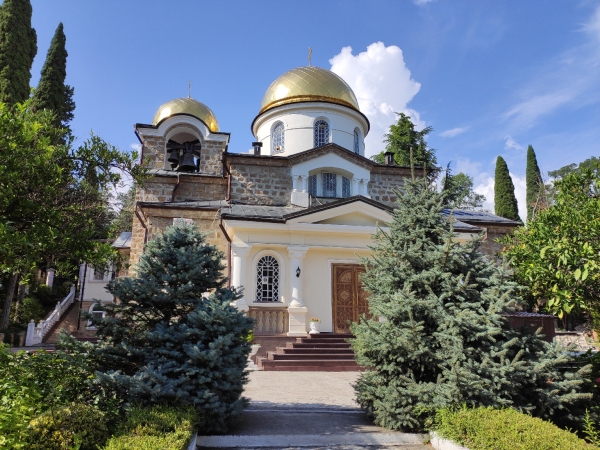 Путеводитель по Хосте для отдыха на море в Сочи Путеводитель по Хосте для отдыха на море в Сочи