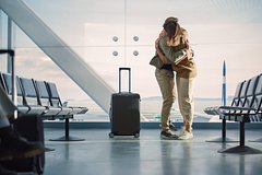 Россиянки признались в желании получить предложение руки и сердца в аэропорту Россиянки признались в желании получить предложение руки и сердца в аэропорту
